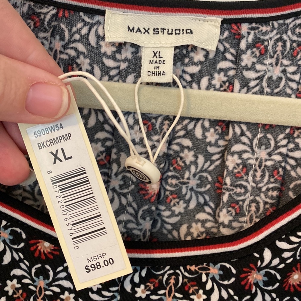 Max Studio XL dress knee length lightweight - Picture 5 of 7